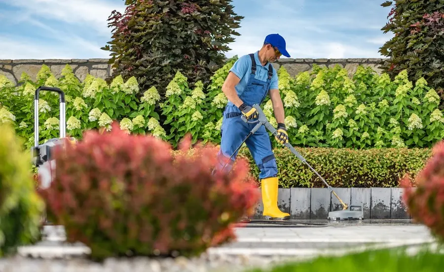 Expert Driveway Pressure Washing in Victoria, TX
